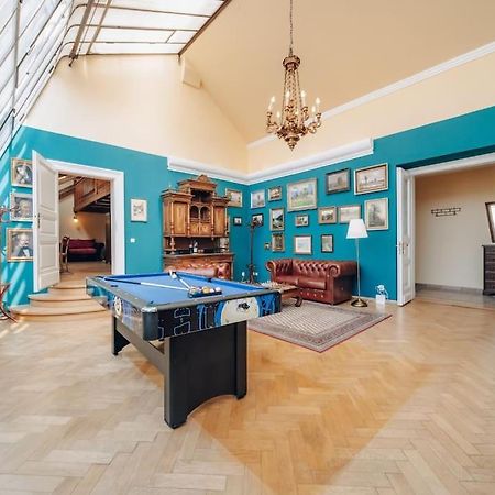 Magnificent Historical Penthouse In The Heart Of Prague Apartment Bagian luar foto
