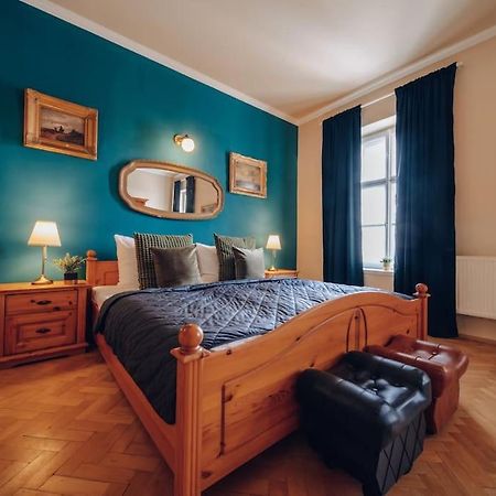 Magnificent Historical Penthouse In The Heart Of Prague Apartment Bagian luar foto