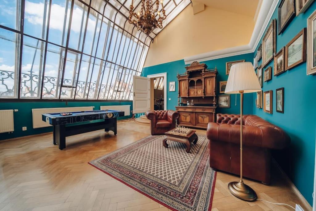 Magnificent Historical Penthouse In The Heart Of Prague Apartment Bagian luar foto