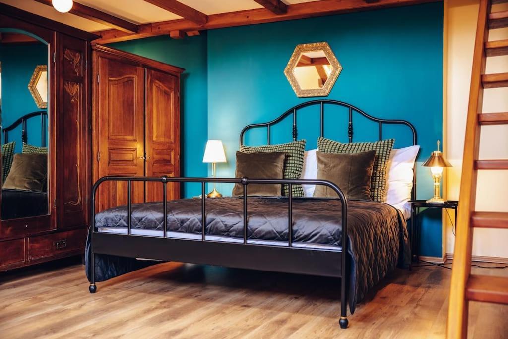 Magnificent Historical Penthouse In The Heart Of Prague Apartment Bagian luar foto